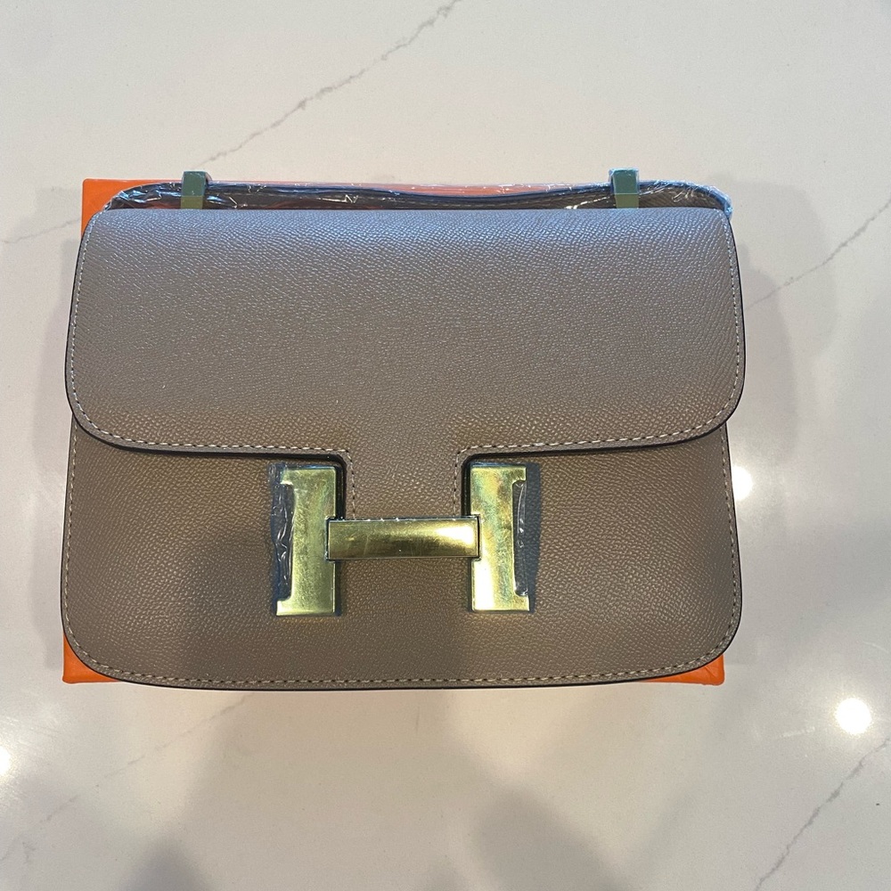 Crossbody bag